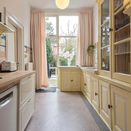 Villa Charming And Historic Veranda